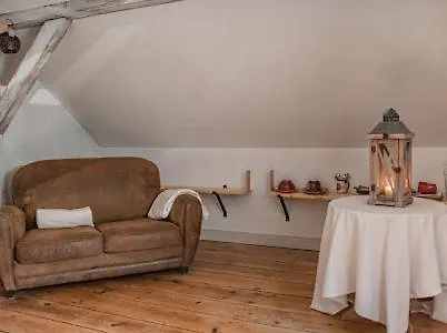 Chateau D Isabel Bed & Breakfast